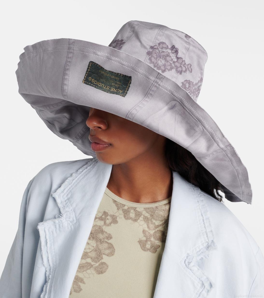 Acne StudiosOversized reversible cotton bucket hat