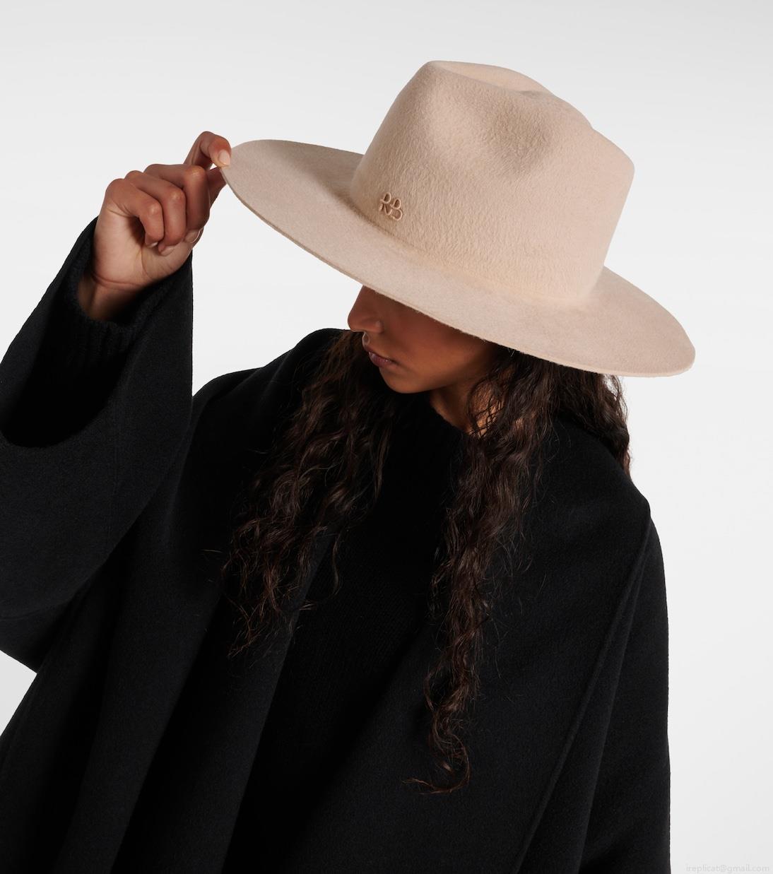 Ruslan BaginskiyEmbellished shearling fedora