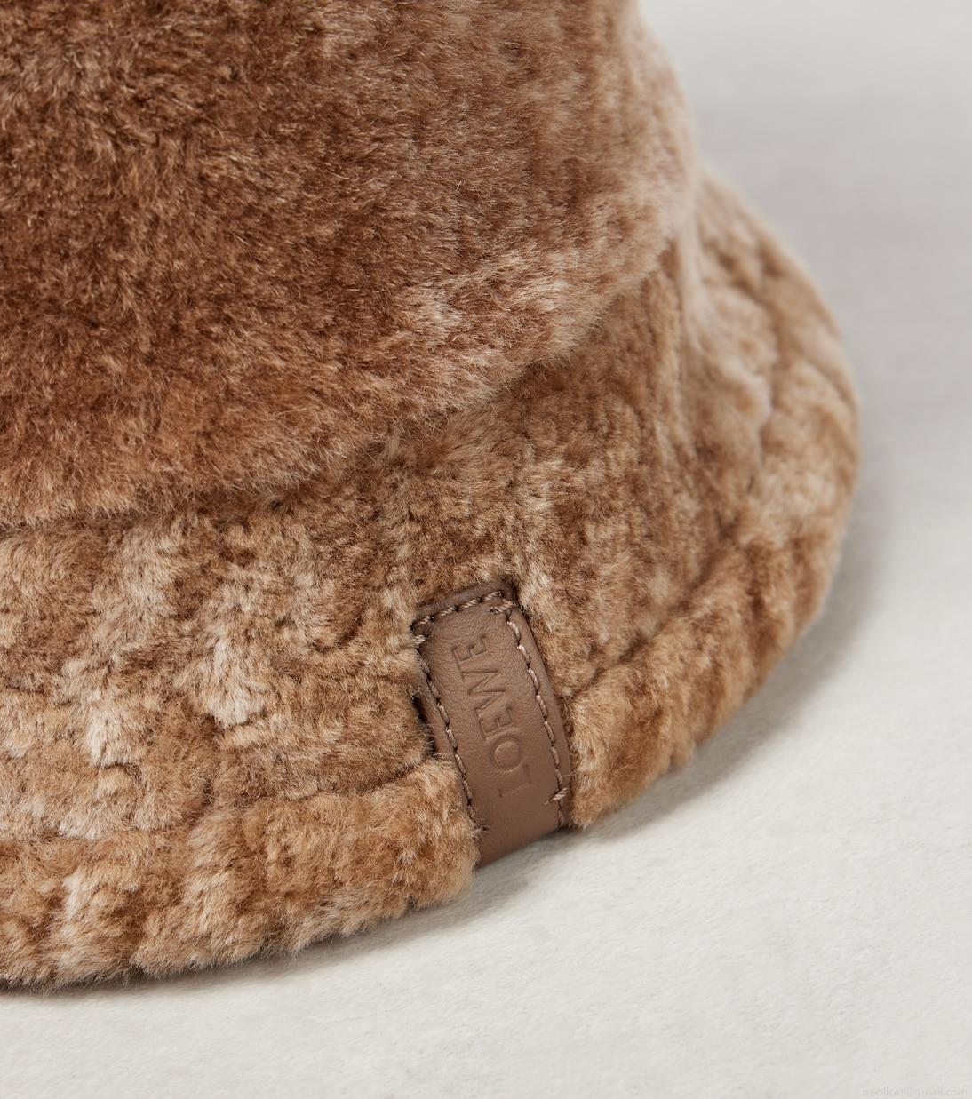 LoeweShearling bucket hat