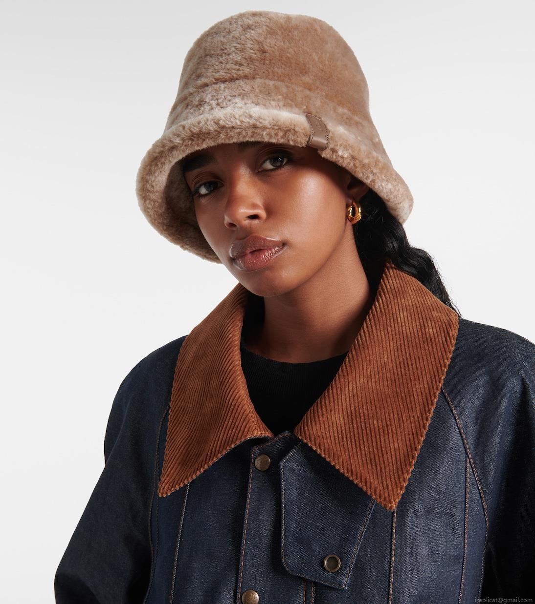 LoeweShearling bucket hat