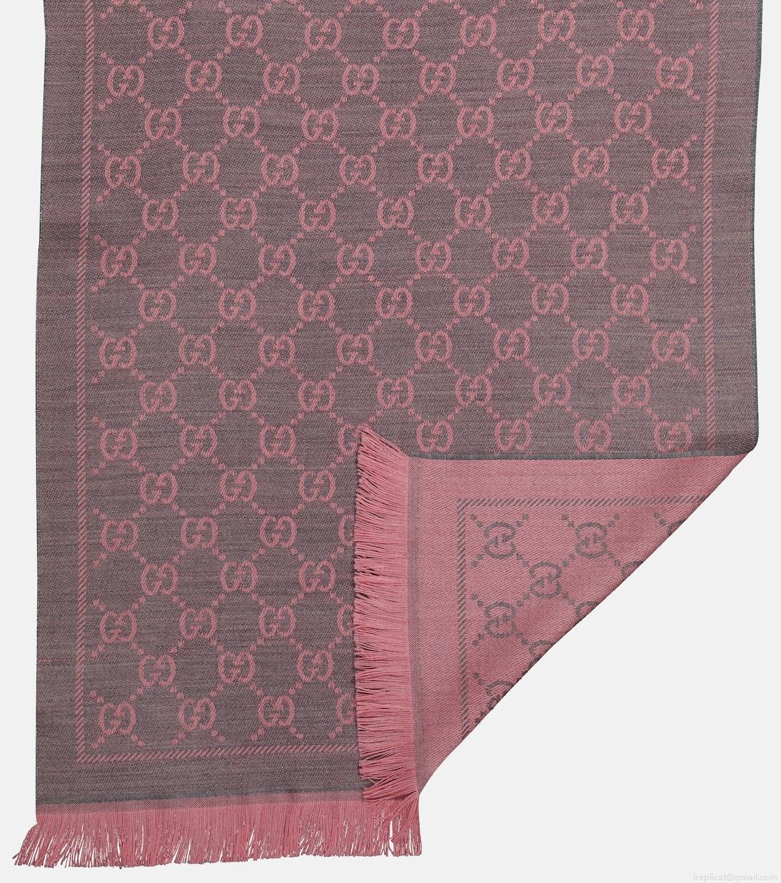 GucciGG wool jacquard scarf