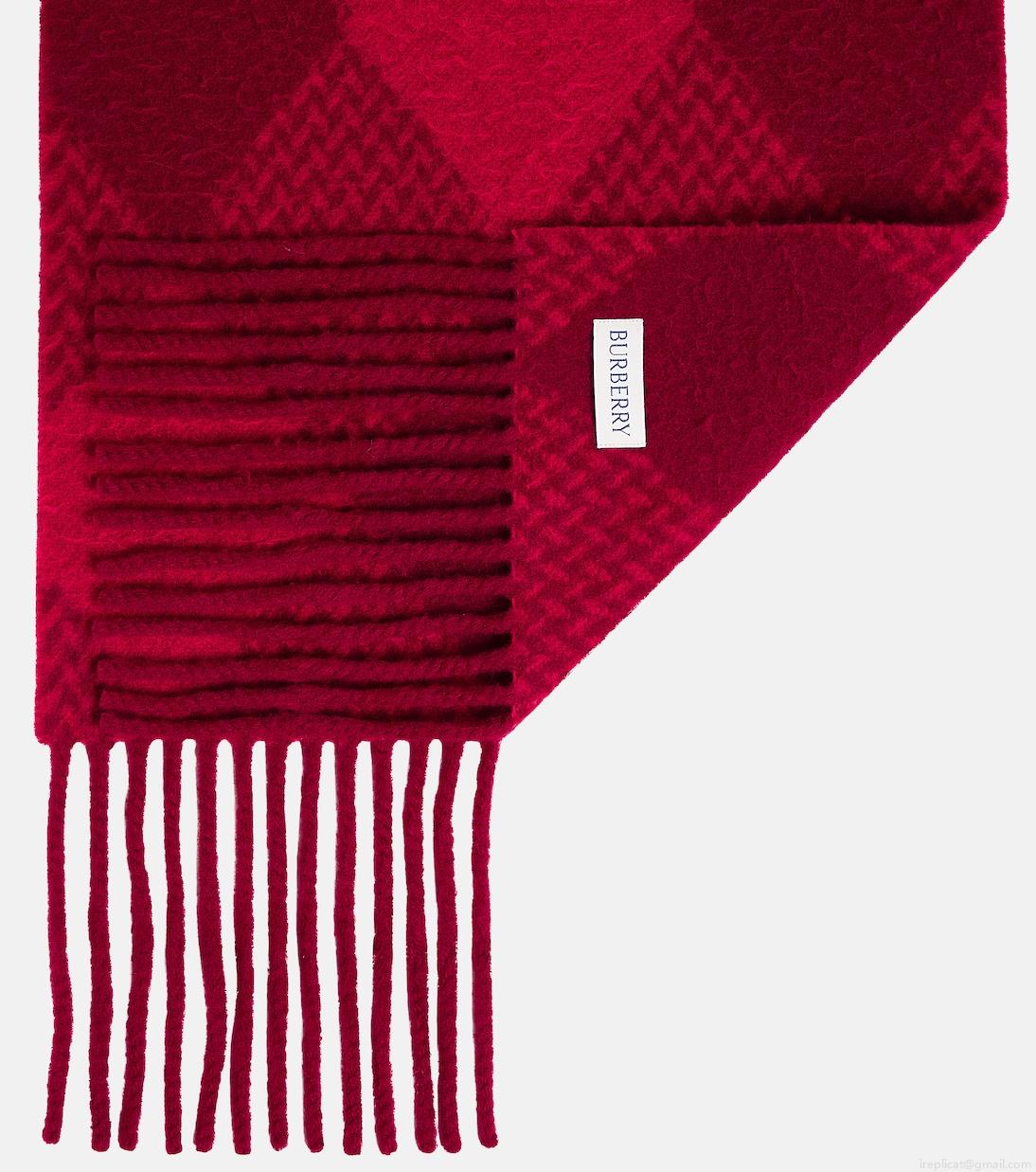 BurberryArgyle wool scarf