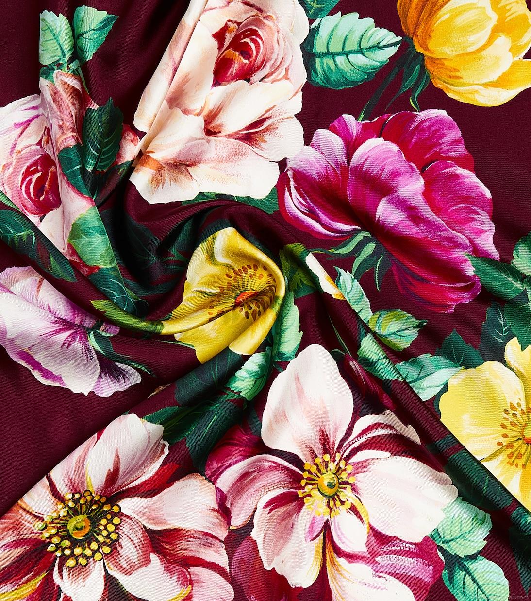 Dolce&GabbanaFloral silk satin scarf