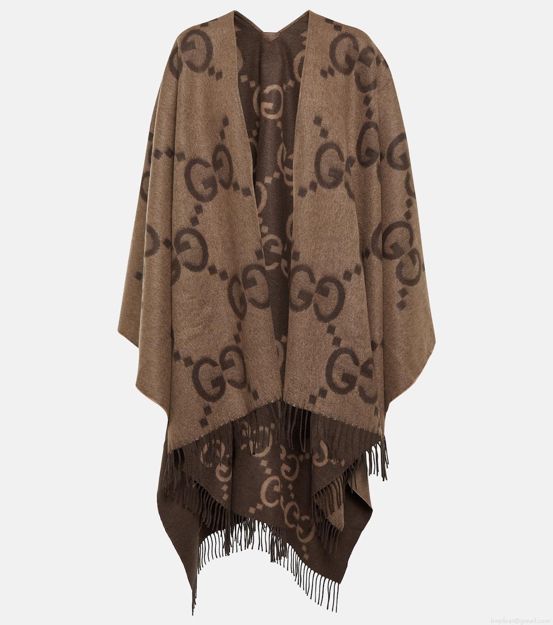 GucciJumbo GG reversible cashmere cape