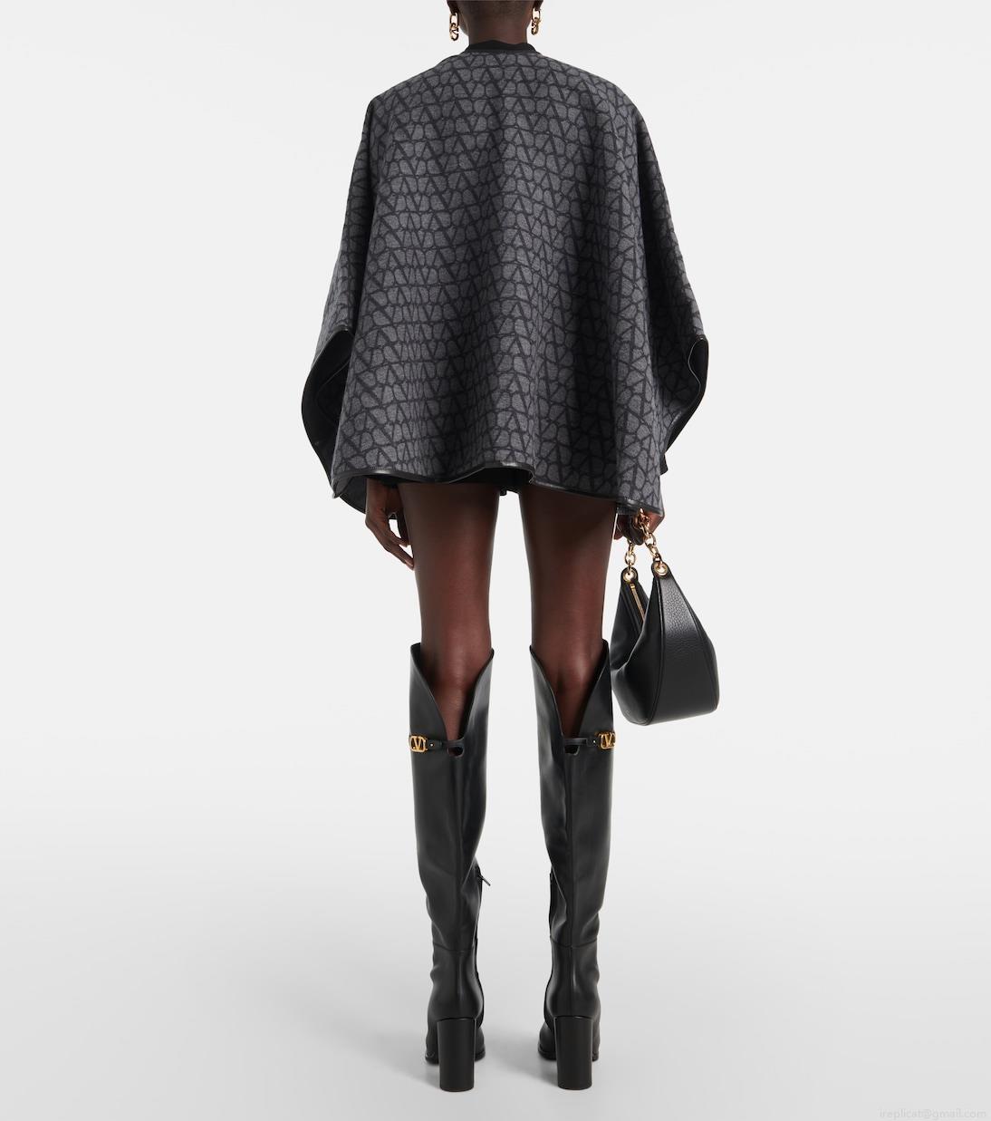 ValentinoToile Iconographe wool and cashmere poncho