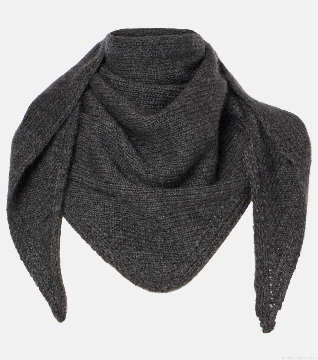 The RowHit cashmere snood