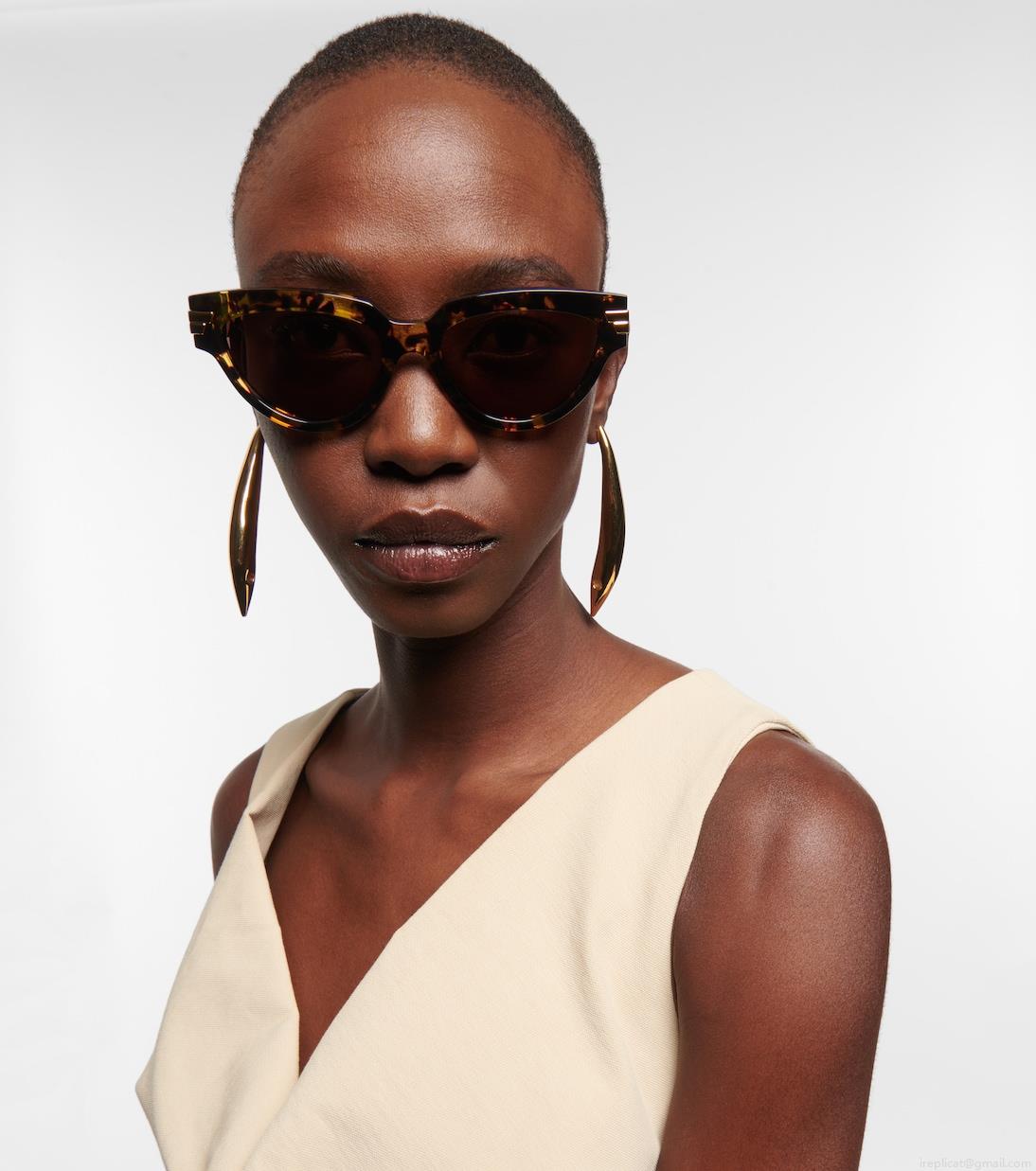 Bottega VenetaCat-eye sunglasses