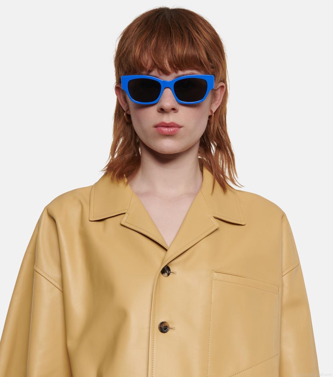 Celine EyewearCat-eye sunglasses