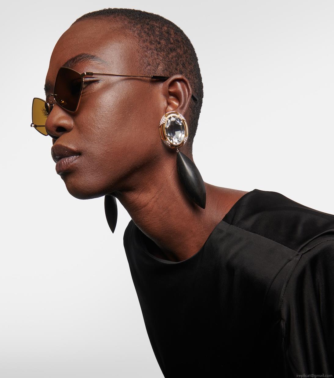 Saint LaurentSL 302 Lisa diamond-shaped sunglasses