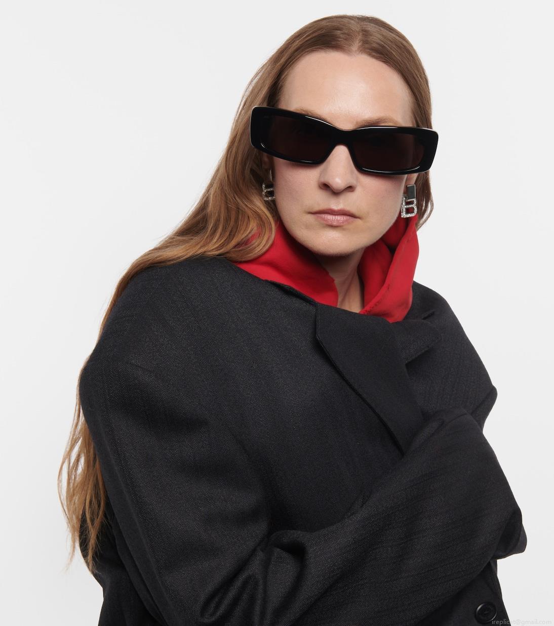 BalenciagaOversized rectangular sunglasses