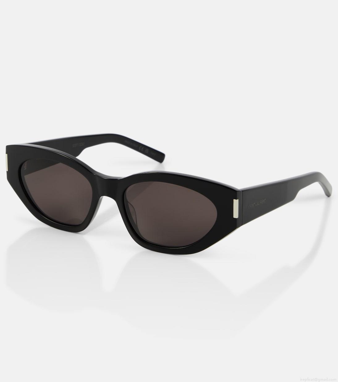 Saint LaurentCat-eye sunglasses